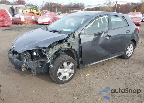 2009 Toyota Matrix from USA, damaged, VIN 2T1KU40E69C008137